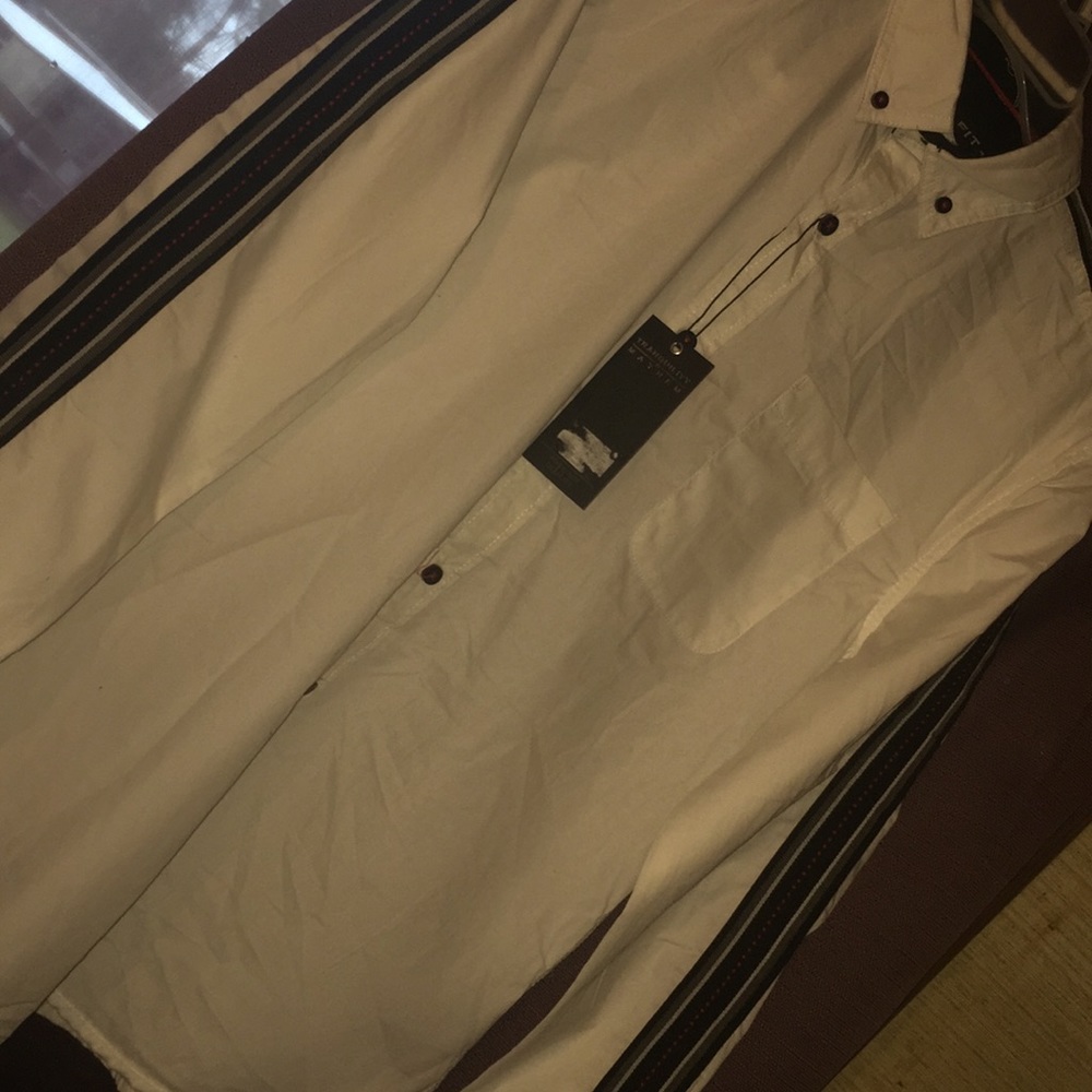 Men’s size S dress shirt tranquility and Mayham